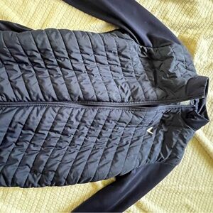Callaway Blue Chevron Quilted Puffer Jacket